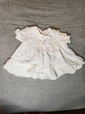 Vintage 3-6 Months Baby Dress Floral Print w Lace & Bows 25046